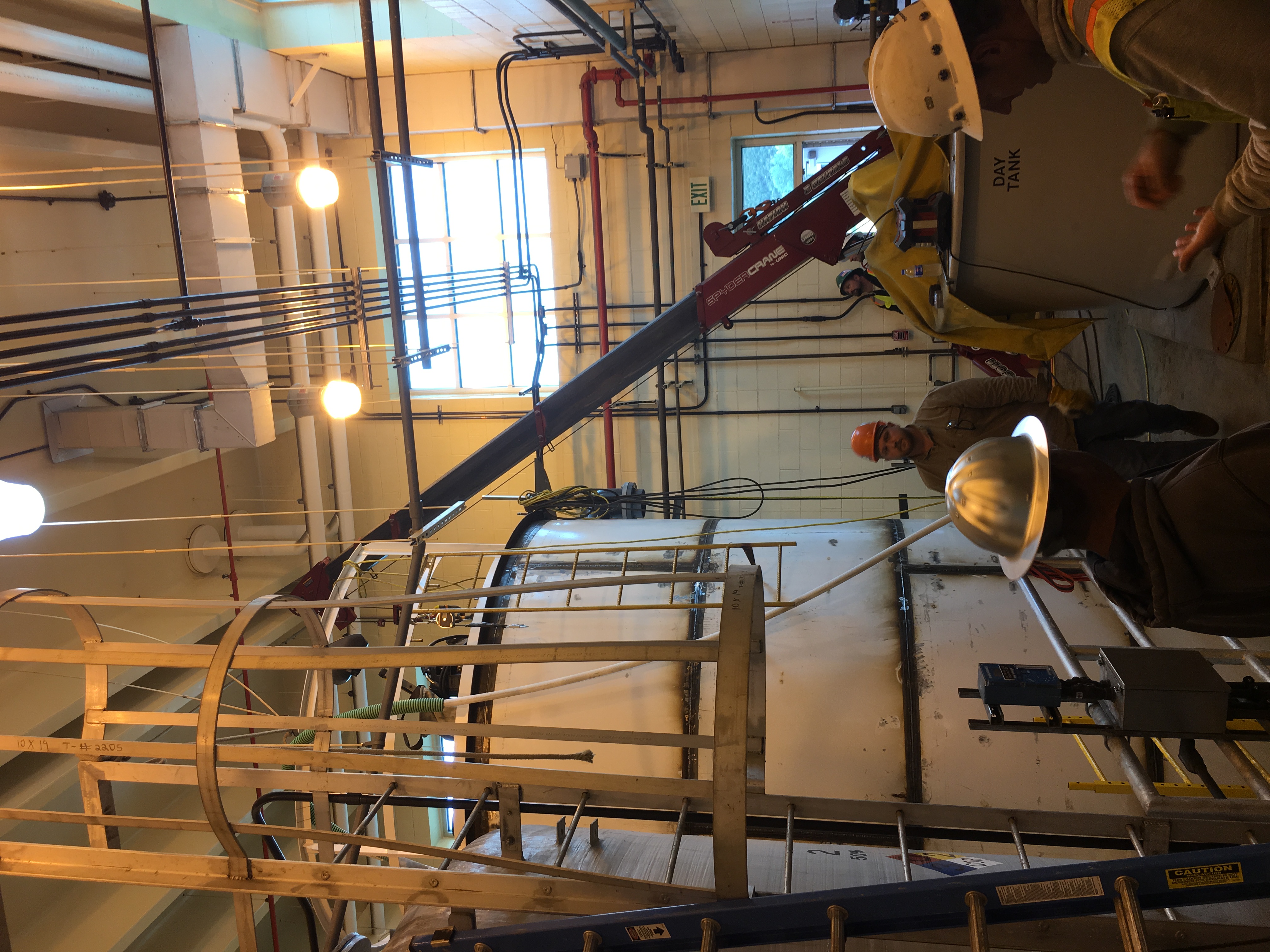 SPYDERCRANE mini crane operation